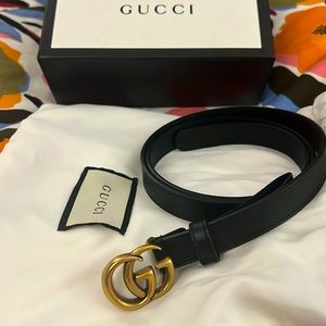 EUC Gucci Leather Belt w/Double G Buckle